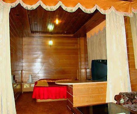 Chandermukhi Hotel Манали Экстерьер фото